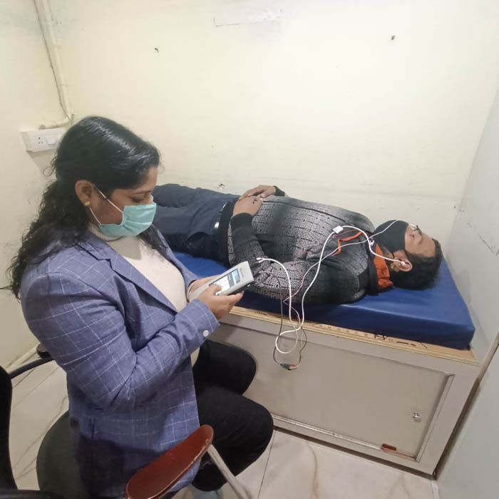Hearing Testing at Noida clinic